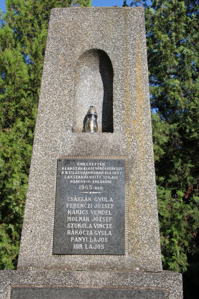 A 2. világháborúban elesettek emlékműve