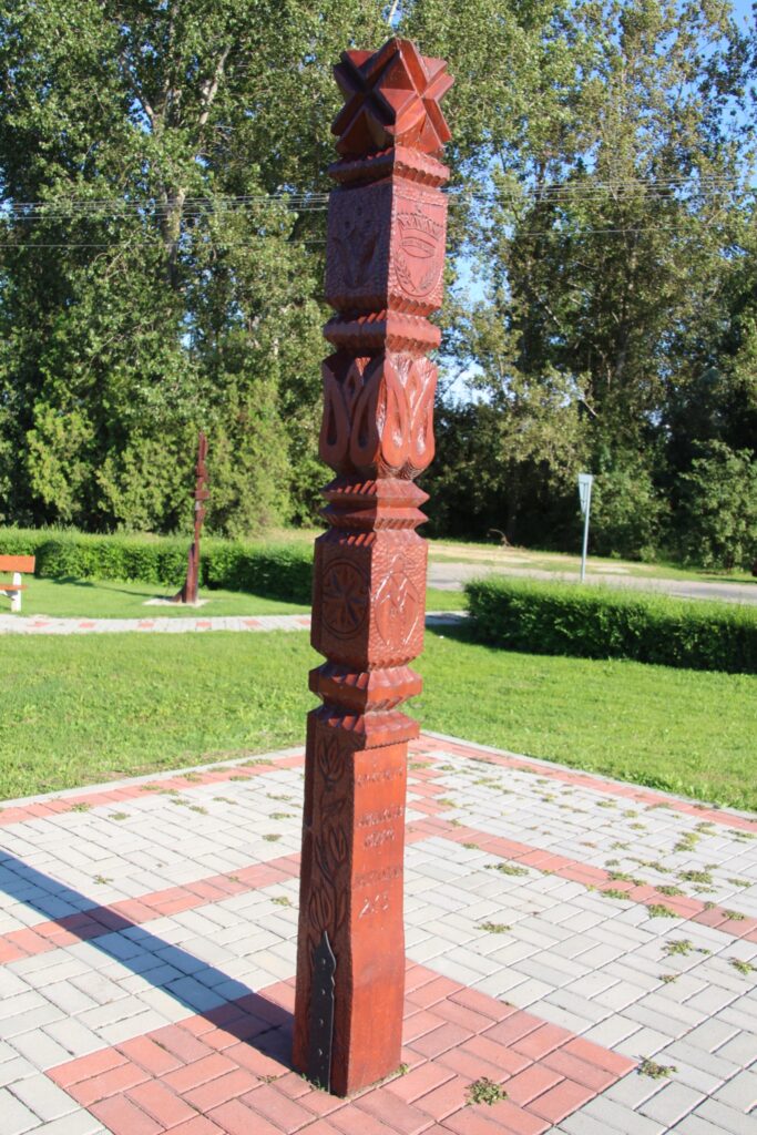 A szabadidőpark fafaragványai