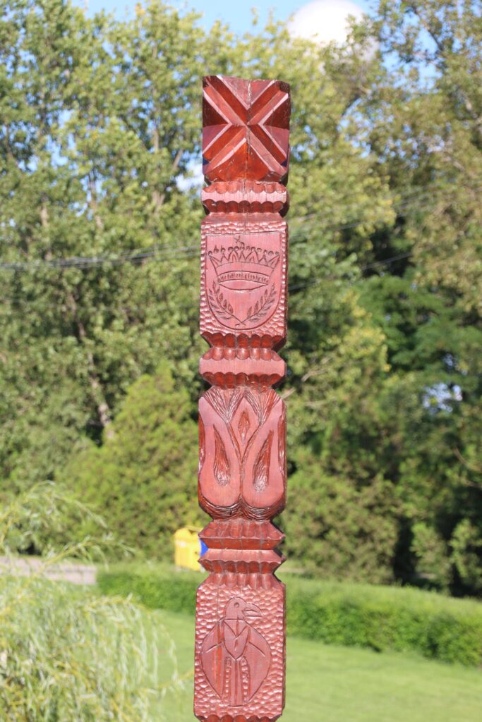 A szabadidőpark fafaragványai