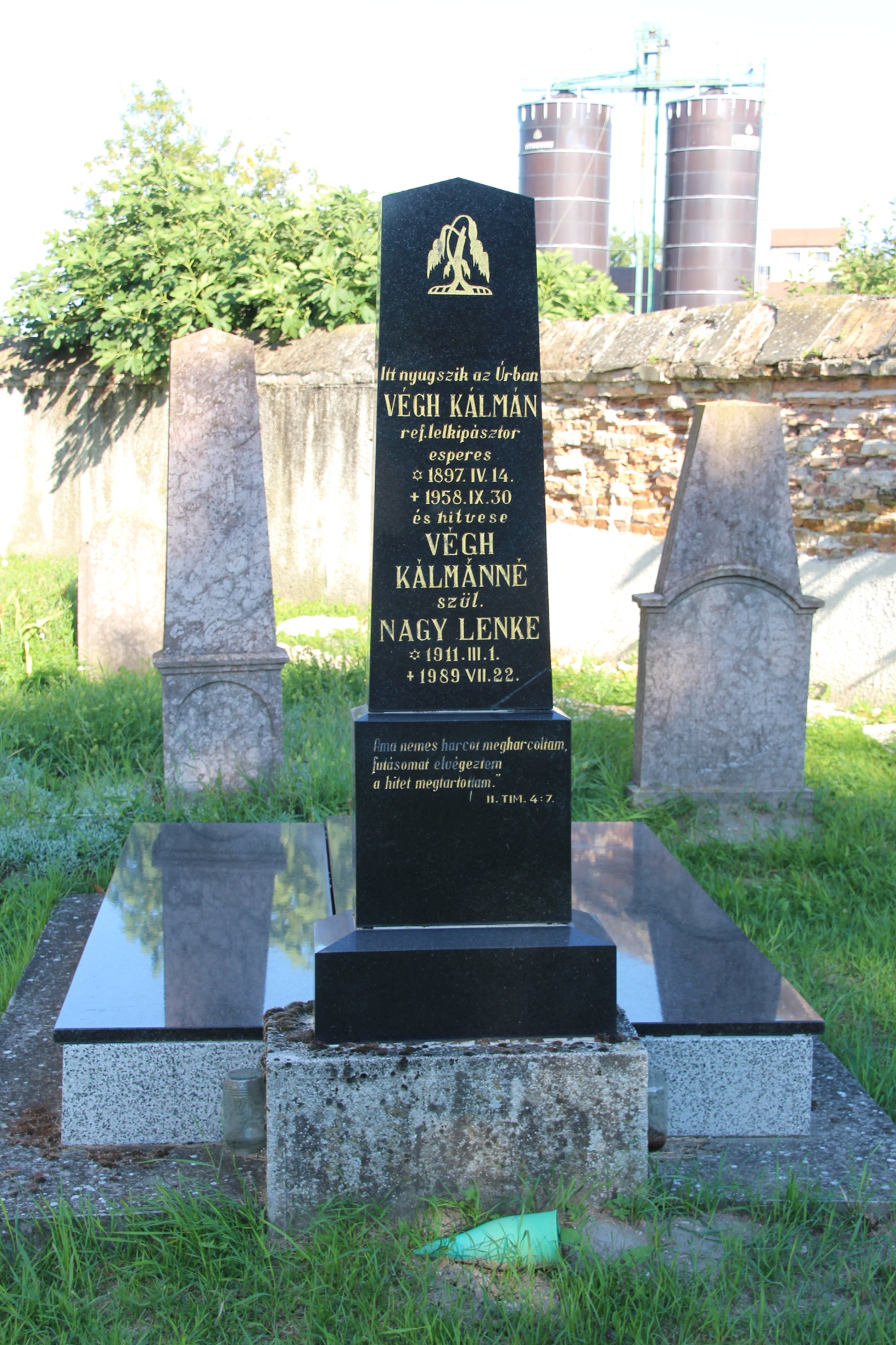 Végh Kálmán lelkipásztor sírja