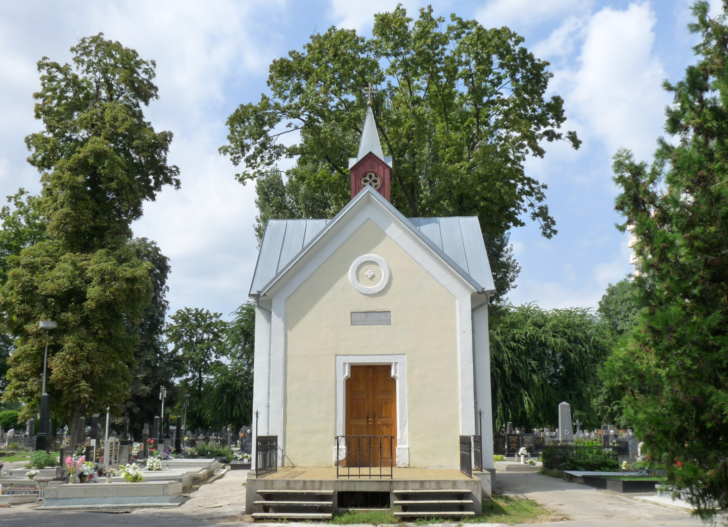 Fekete és Feketeházy család kápolnája