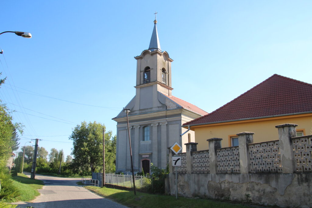Hippói Szent Ágoston tiszteletére szentelt római katolikus templom