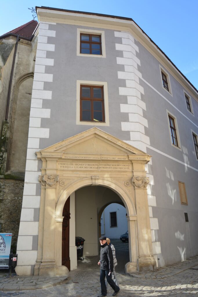 Klarisszák temploma