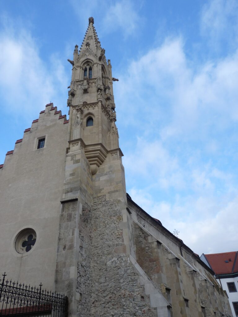 Klarisszák temploma