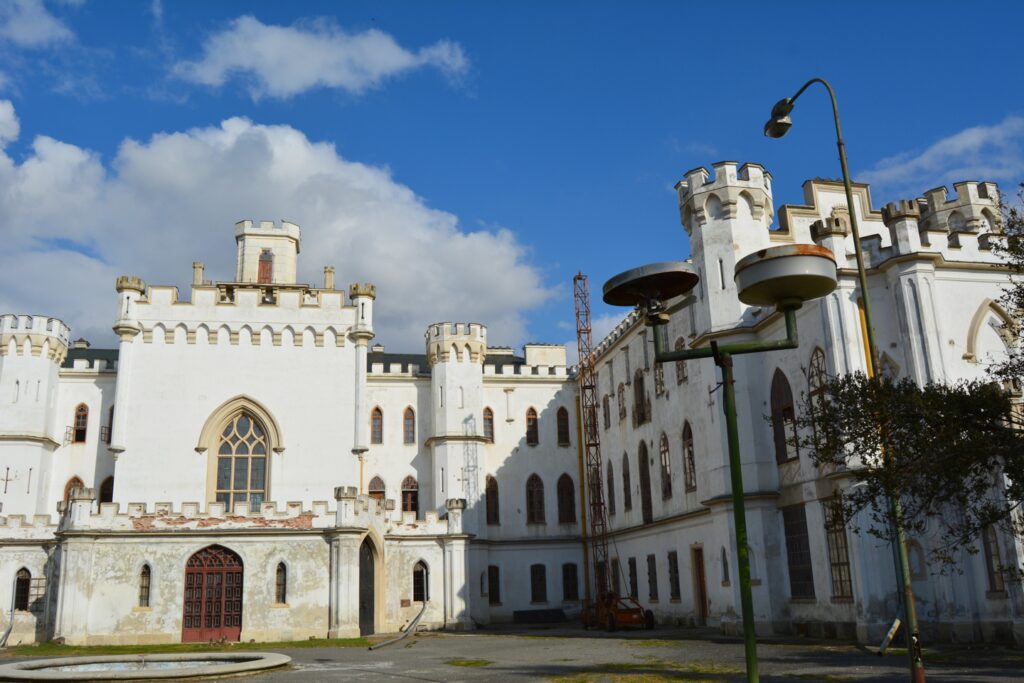 Zichy-Ferraris-kastély