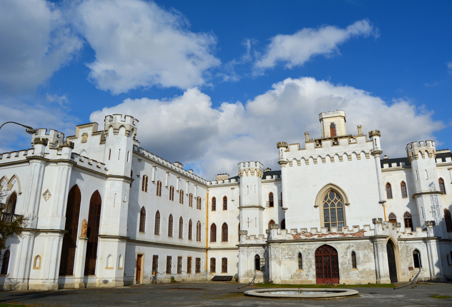 Zichy-Ferraris-kastély