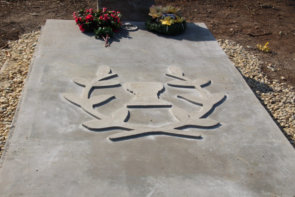 Pethő Dániel református lelkész sírja