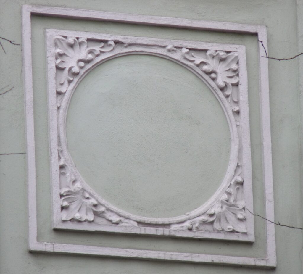 A Hallgatagsághoz páholy páholyháza (Csemadok székház)