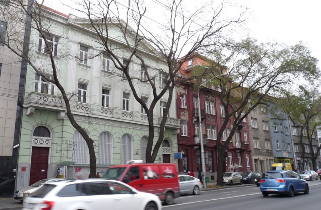 A Hallgatagsághoz páholy páholyháza (Csemadok székház)