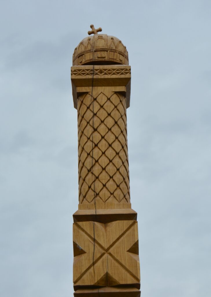 Kopjafa Szent István királyunk emlékére