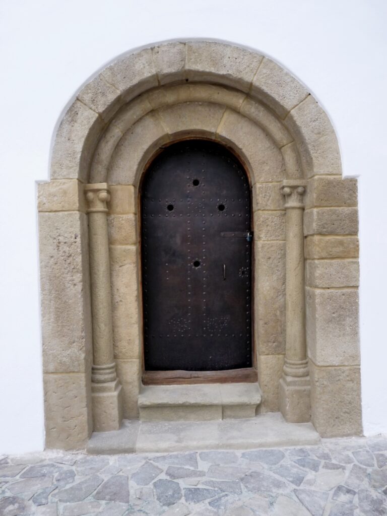 Kisboldogasszony plébániatemplom