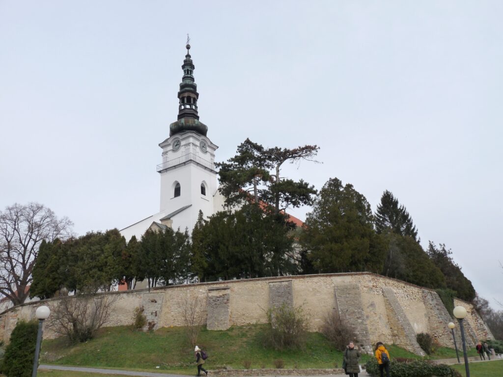 Kisboldogasszony plébániatemplom