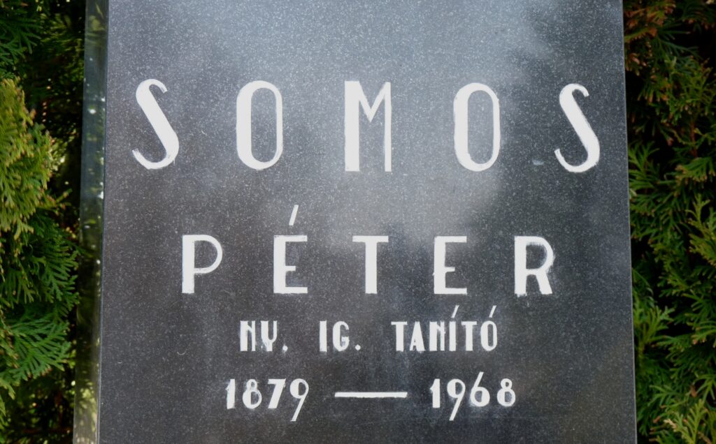 Somos Péter tanító sírja