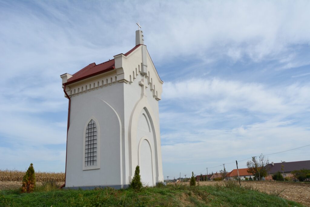 barsbaracska-kelecsenyi-csalad-mauzoleum-felujitva (6)