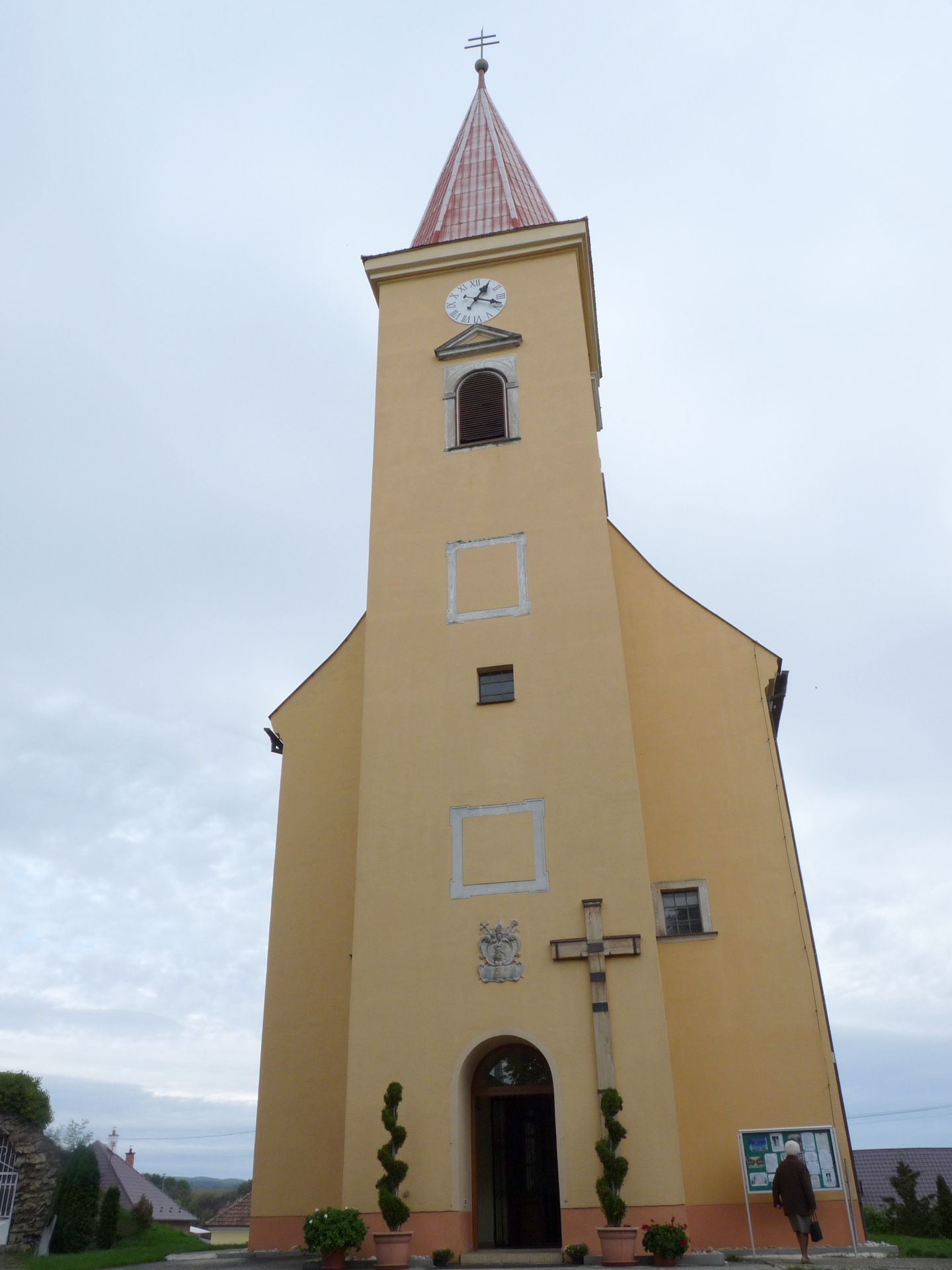 radosna-katolikus-templom (1)