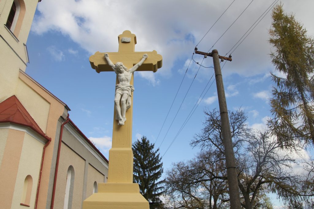 ovar-benkocs-kereszt-4