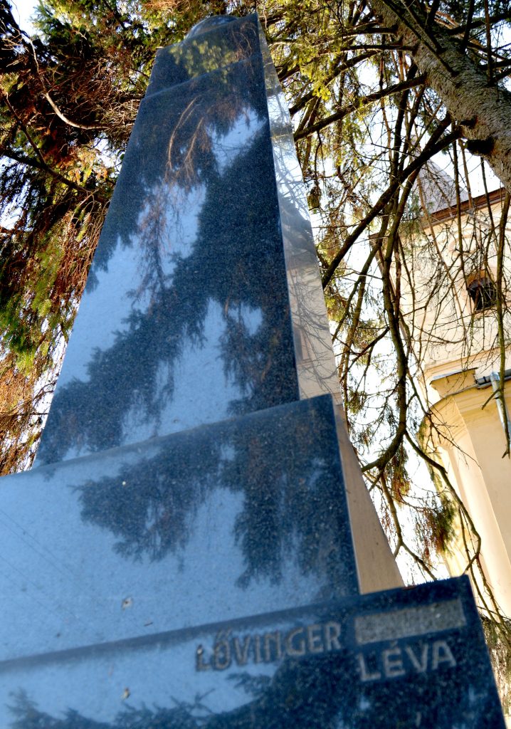 garam-kis-kalna-1-vilghaboru-emlekmu (10)