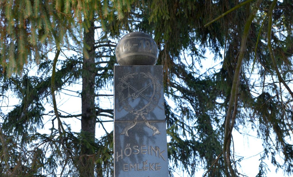 garam-kis-kalna-1-vilghaboru-emlekmu (7)