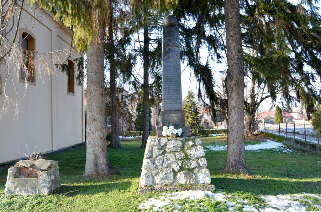 garam-kis-kalna-1-vilghaboru-emlekmu (2)