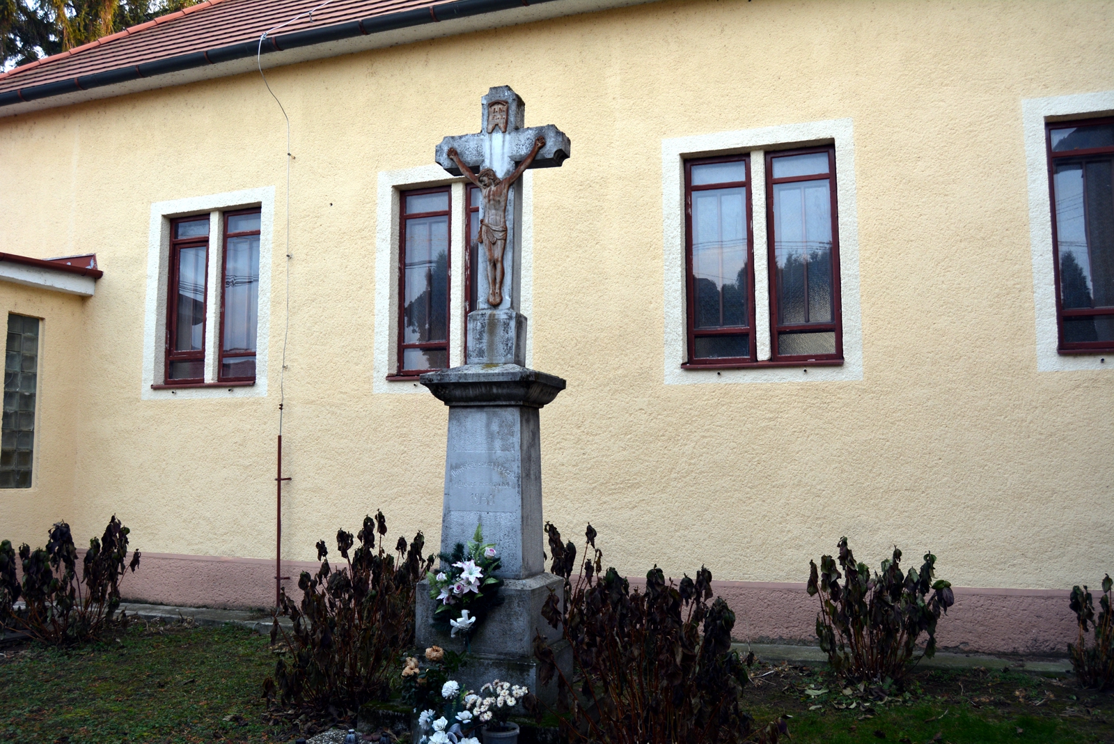 aha-templomkerti-kereszt (2)