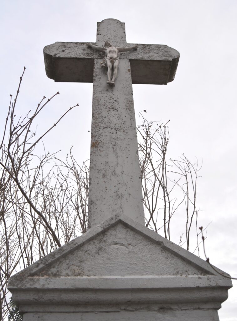 udvard-paxy-alajos-emlekkereszt (2)