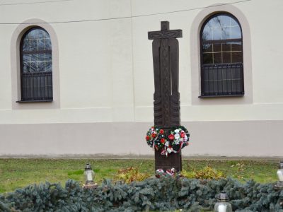 nana-honfoglalasi-emlekkereszt (3)