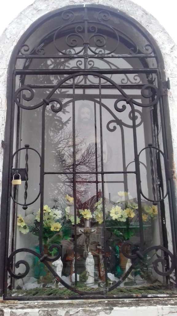 kohidgyarmat-szoborfulkes-keposzlop-gurgyali-temeto-fulke