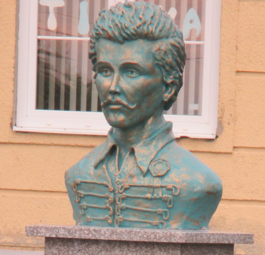 nagykapos-petofi-szobor-2