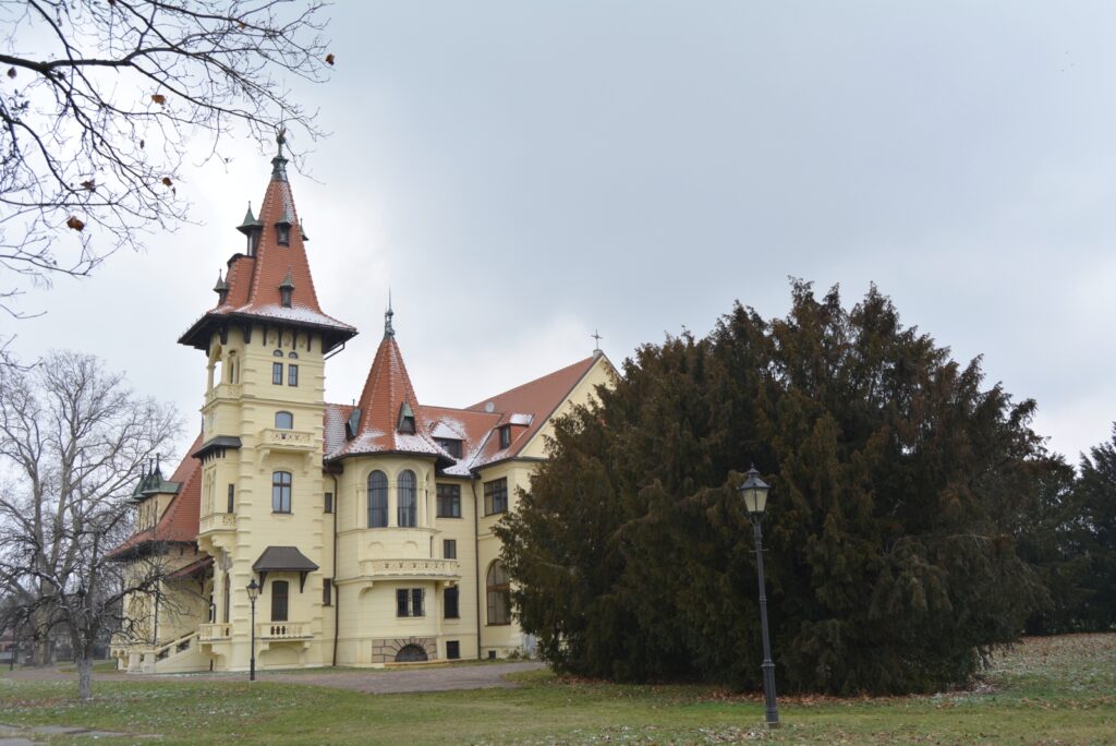 forev-pozsony-csaky-kastely (6)