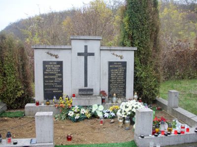 csalar-vilaghaborus-emlekmu-1