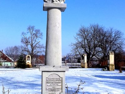 bart-szentharomsag-templomkert (1)