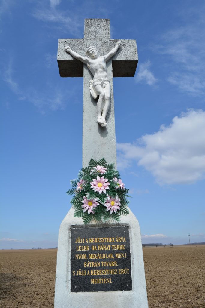 tild-utmenti-kereszt (7)