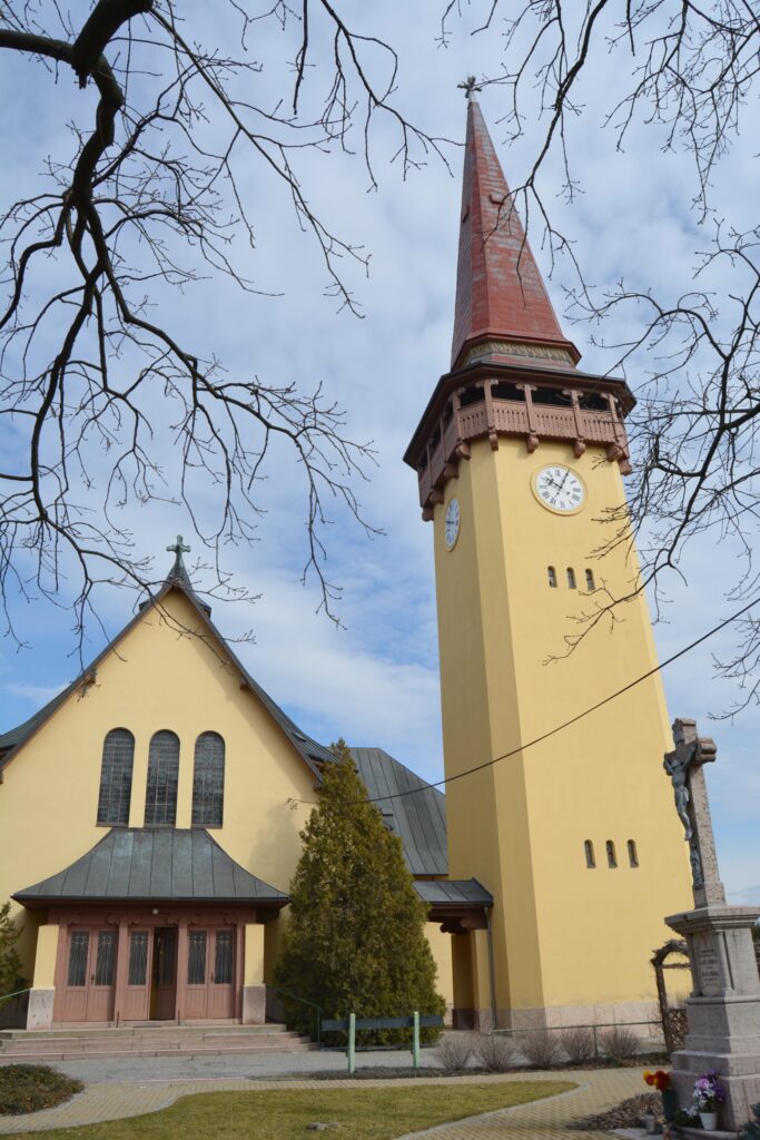 ogyalla-szent-laszlo-templom (13)