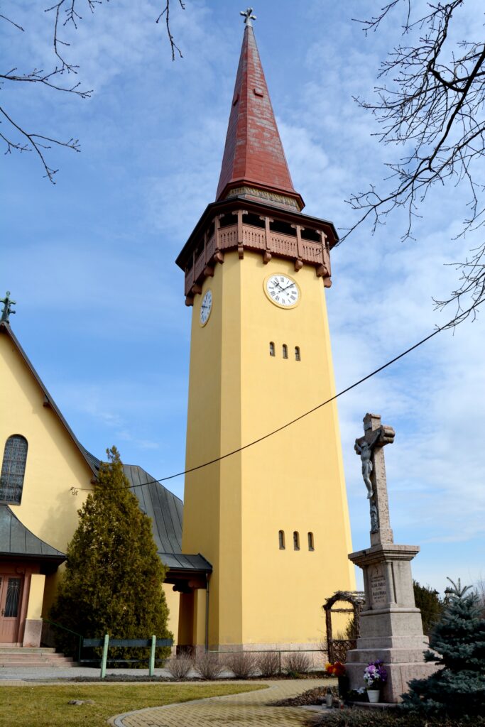 ogyalla-kadek-kereszt (4)