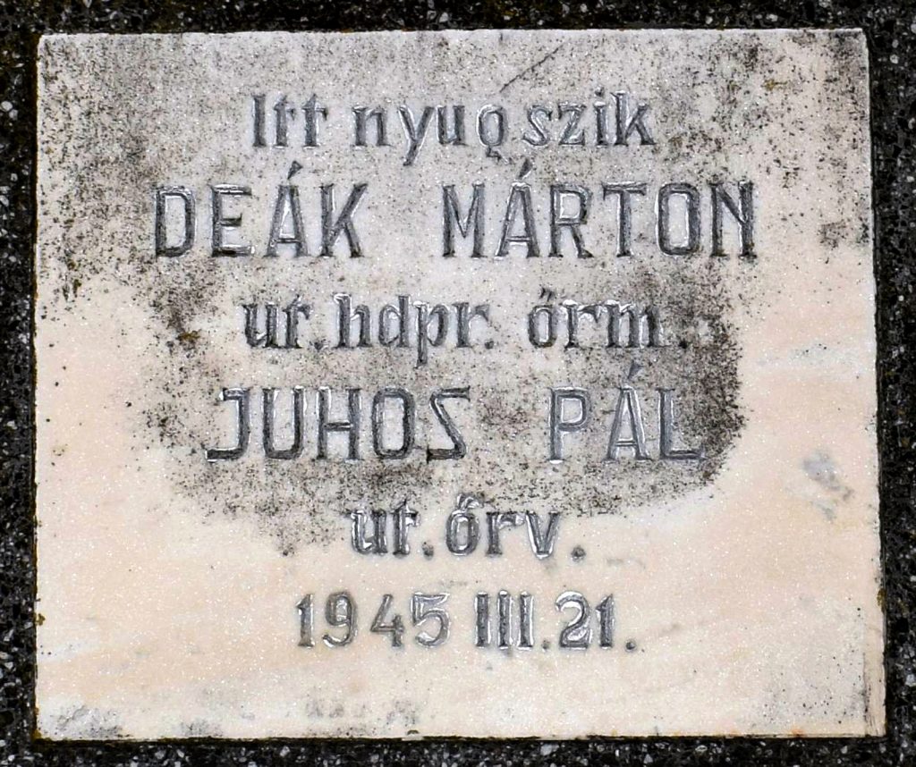 kamocsa-katonasirok-deak-marton-juhos-pal-1