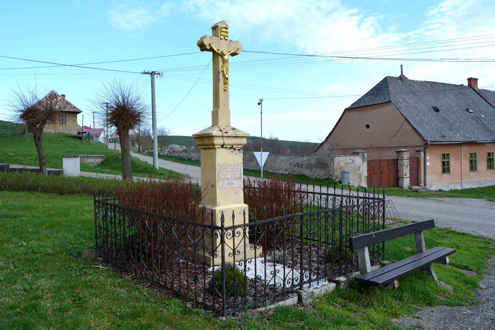 szete-bertok-veronika-emlekkeresztje (3)