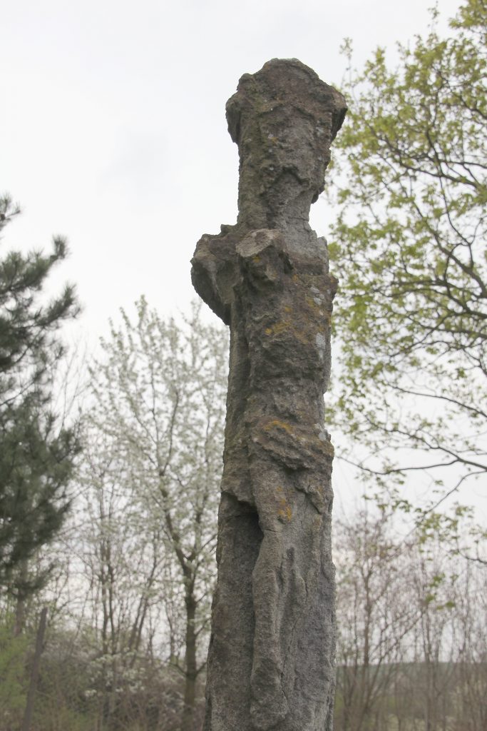 kokeszi-csonka-kereszt-oregtemeto-5