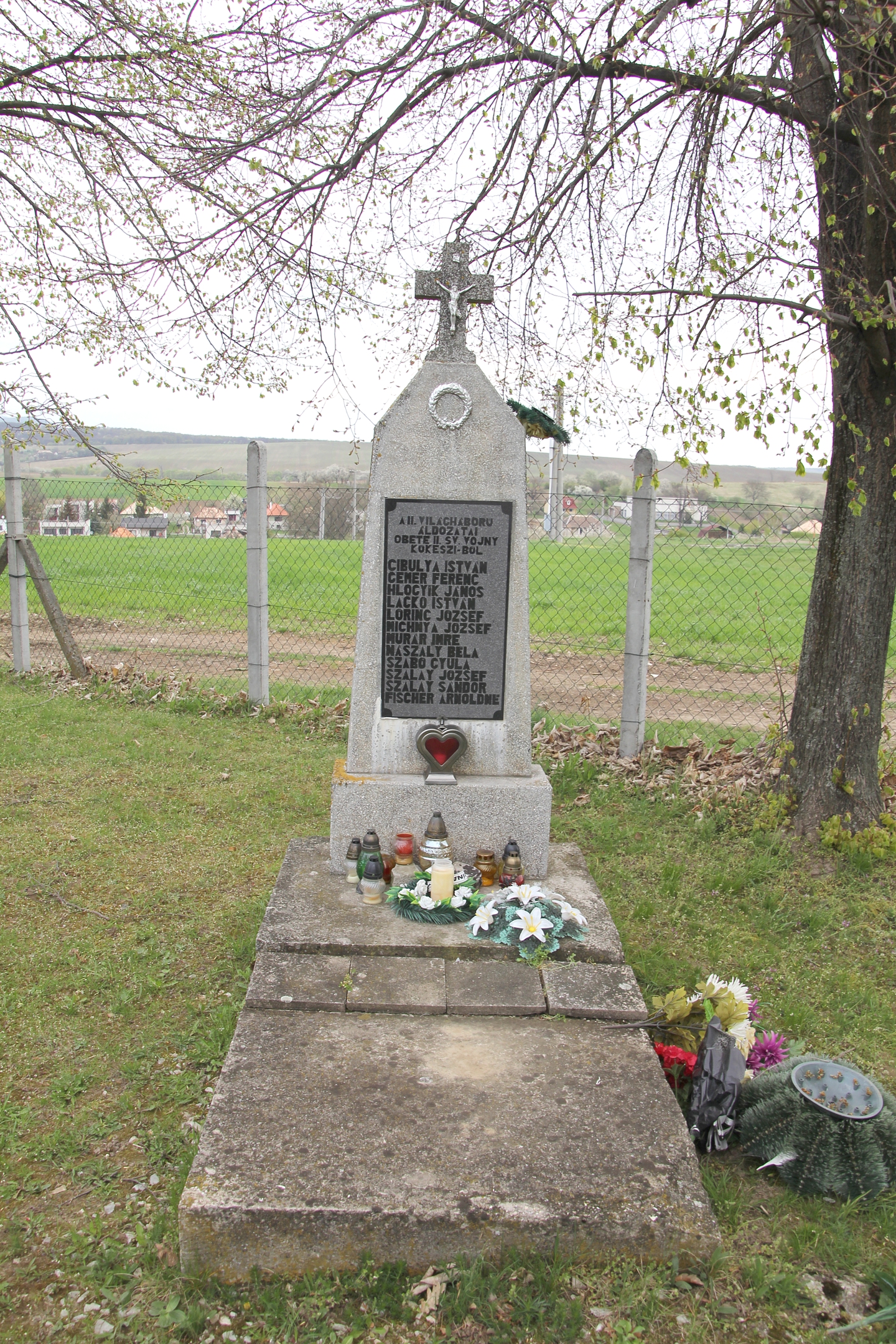 kokeszi-II-vilaghaboru-aldozatainak-siremleke-1