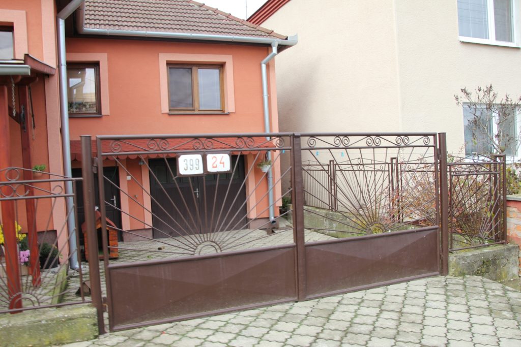 lukanenye-399-szuz-maria-szeplotlen-szive-2