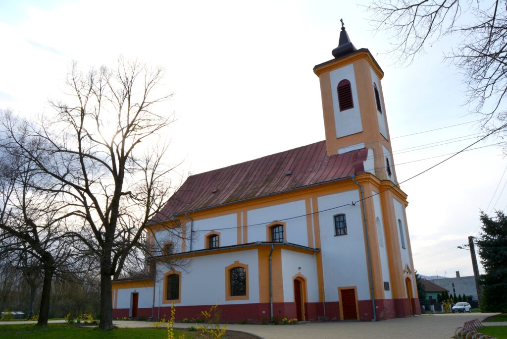ipolyszakallos-katolikus-templom (7)