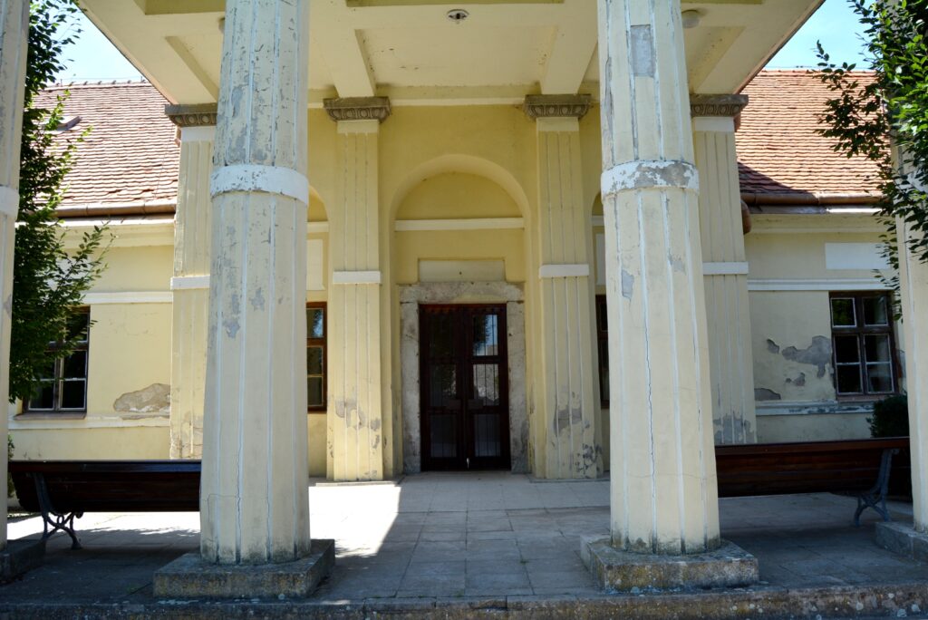 hontvarsany-kastely (19)