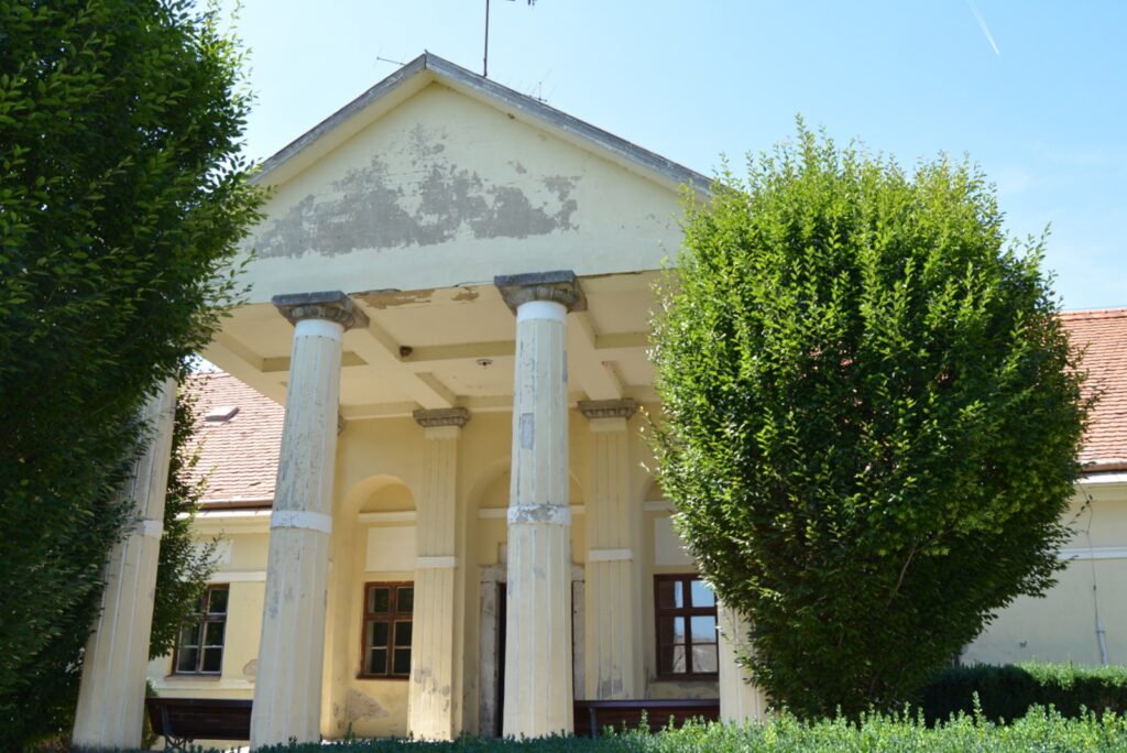 hontvarsany-kastely (10)