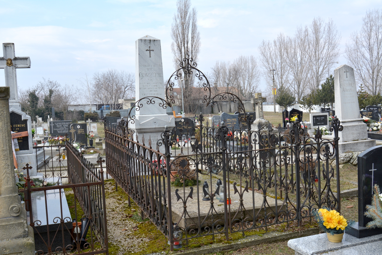 fel-csenkey-vendel-sirja (1)