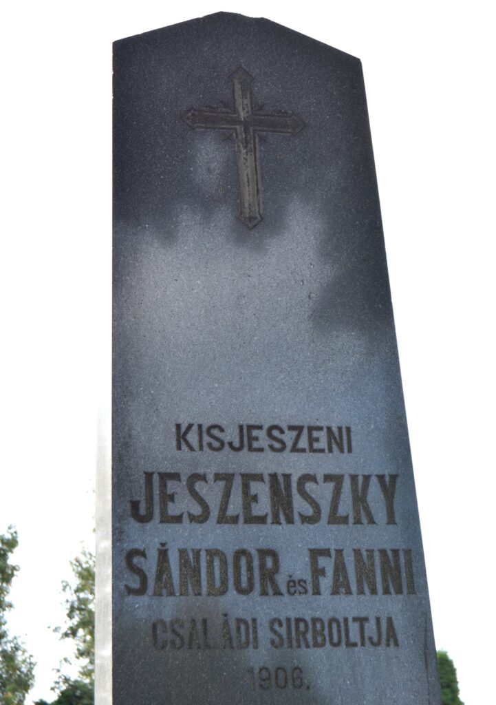 vagujhely-jeszenszky-sandor-sirja (5)