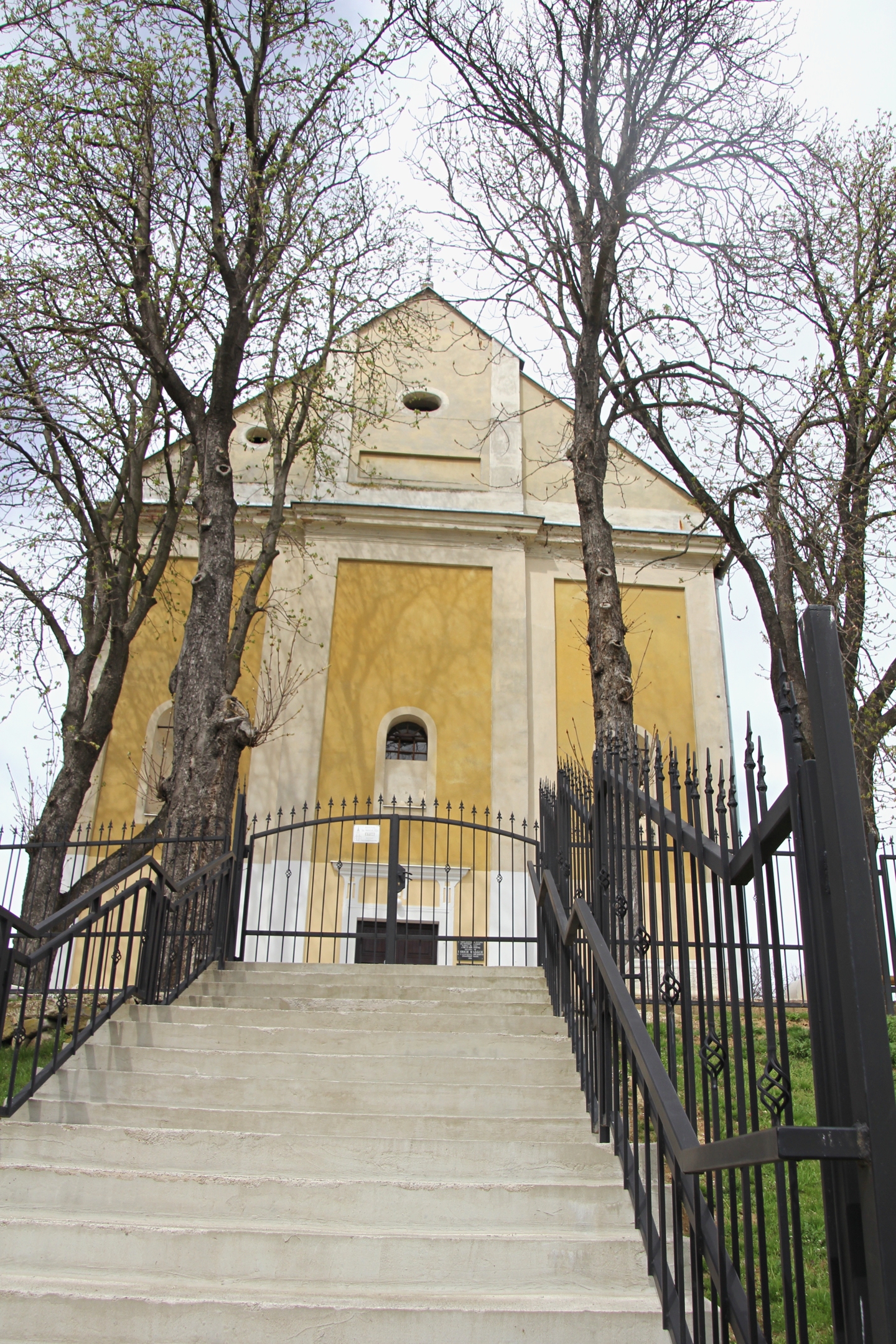 felsozello-templom-1