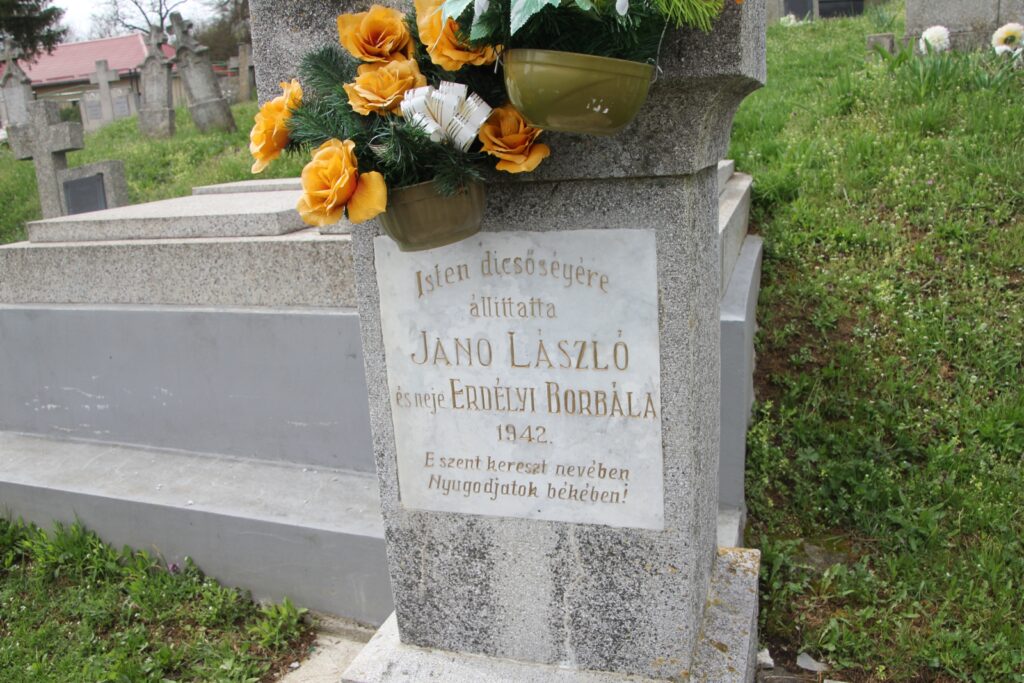 felsozello-temetokereszt-4