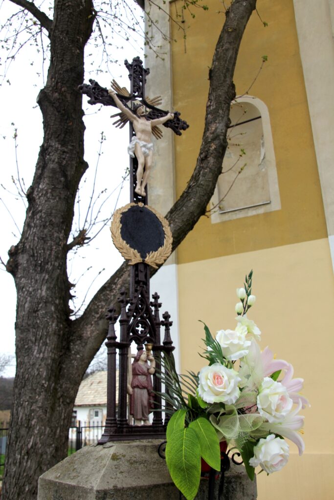 felsozello-bela-kereszt-2