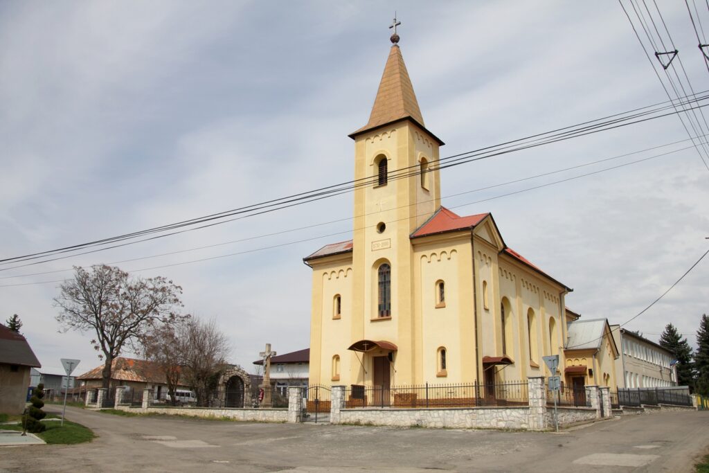 leszenye-majthenyi-laszlone-sirja-4