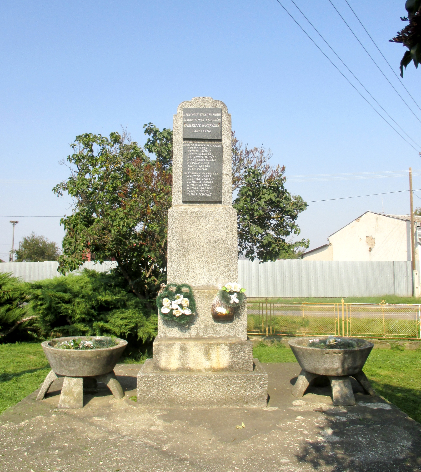 nagyraska-2-vilaghaborus-emlekmu-1