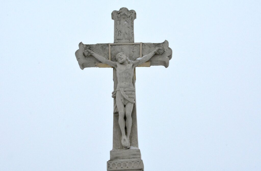 kismacsed-temetoi-nagykereszt (8)